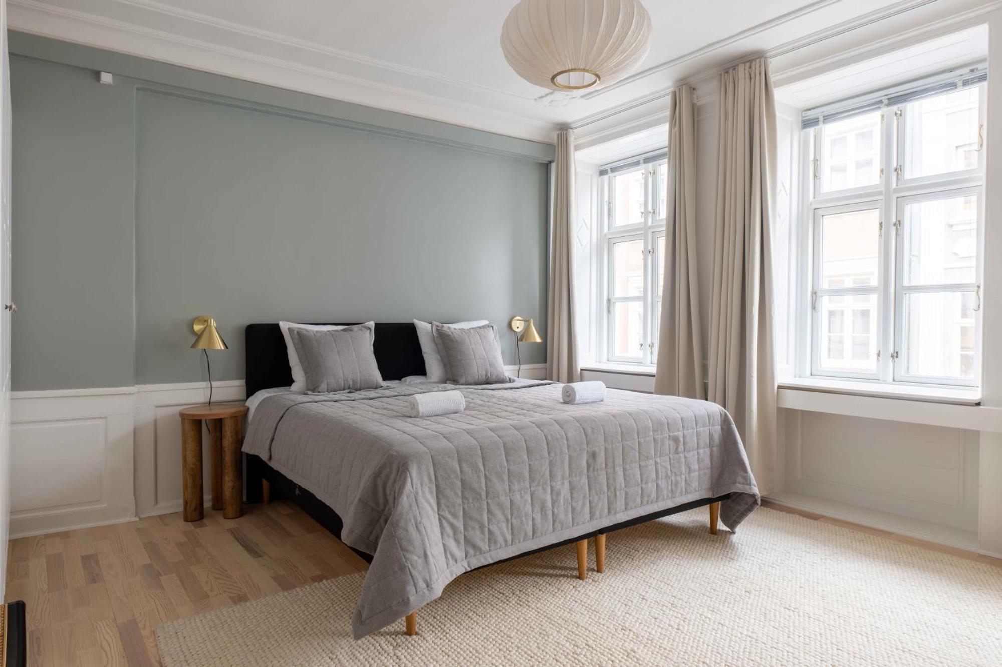Spacious Tivoli Gardens Apartment W 3 Bedrooms 코펜하겐 외부 사진